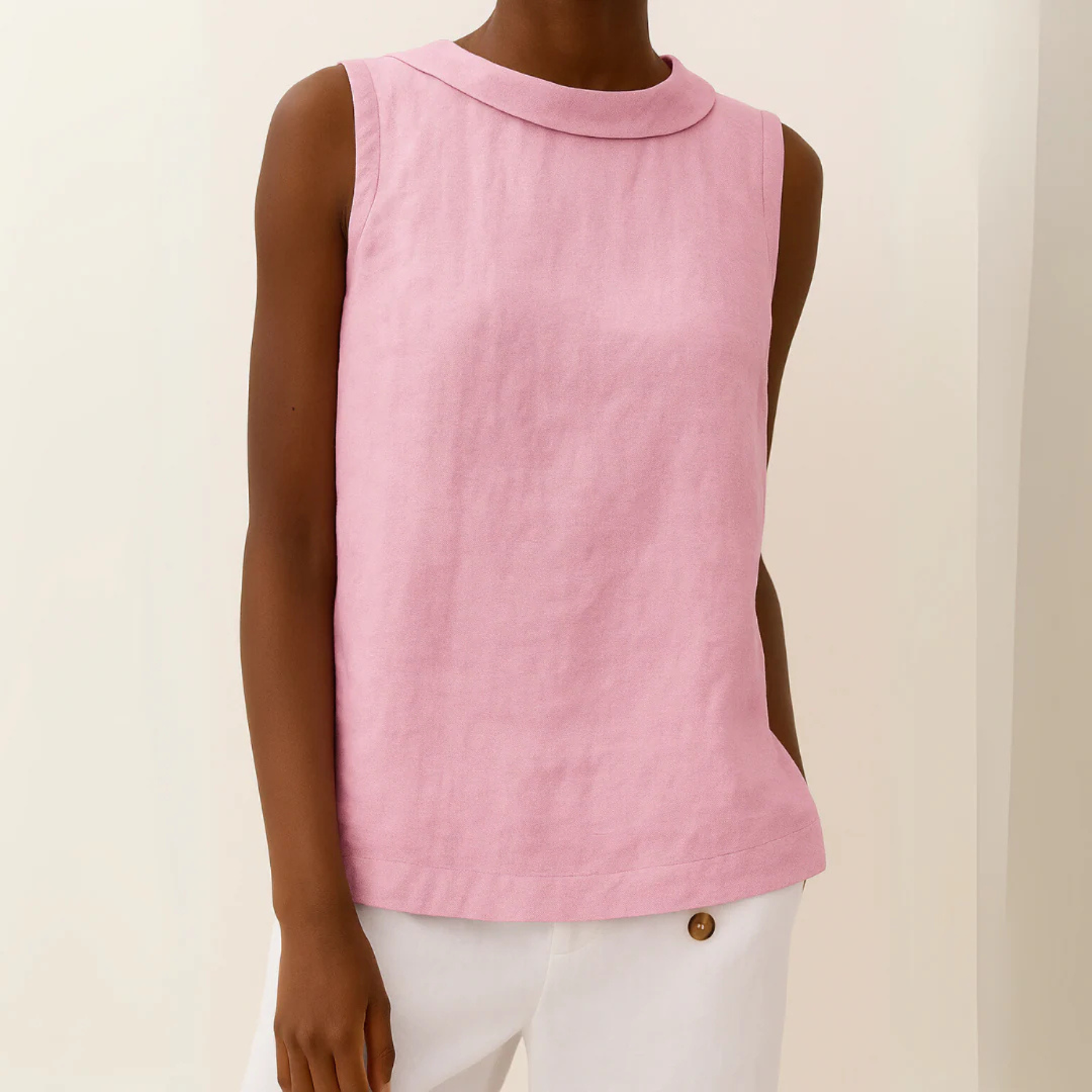Women's Sleeveless Linen Roll Collar Top Prescott Mode