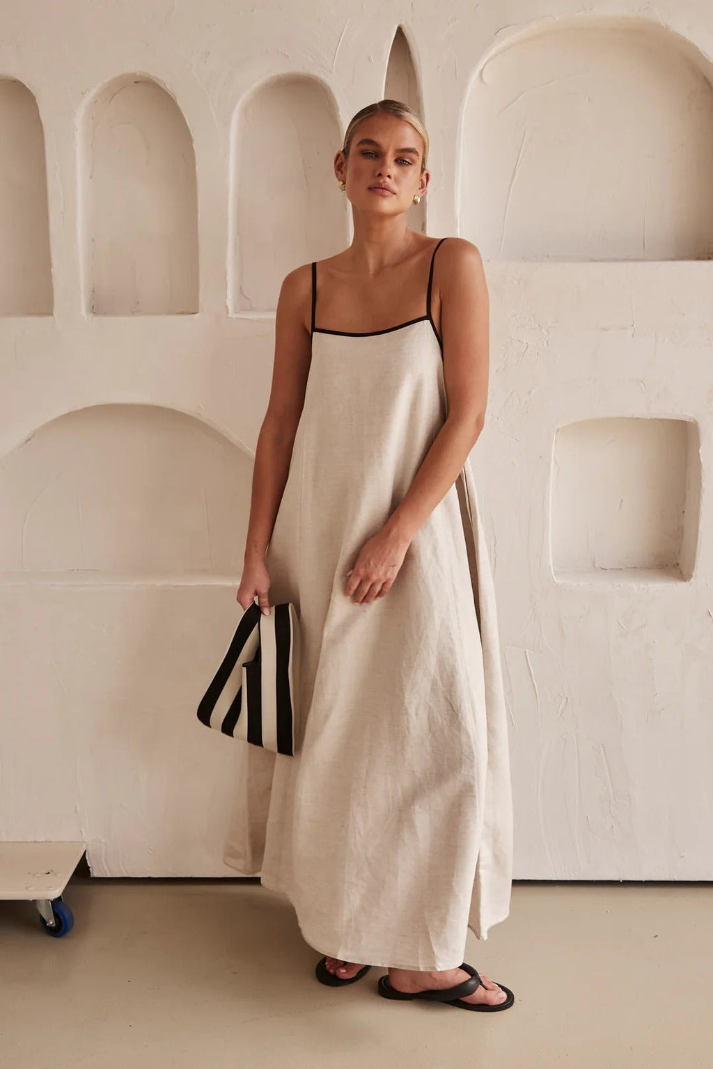 Linen Maxi Dress Adjustable Straps Contrast Trim Relaxed Fit