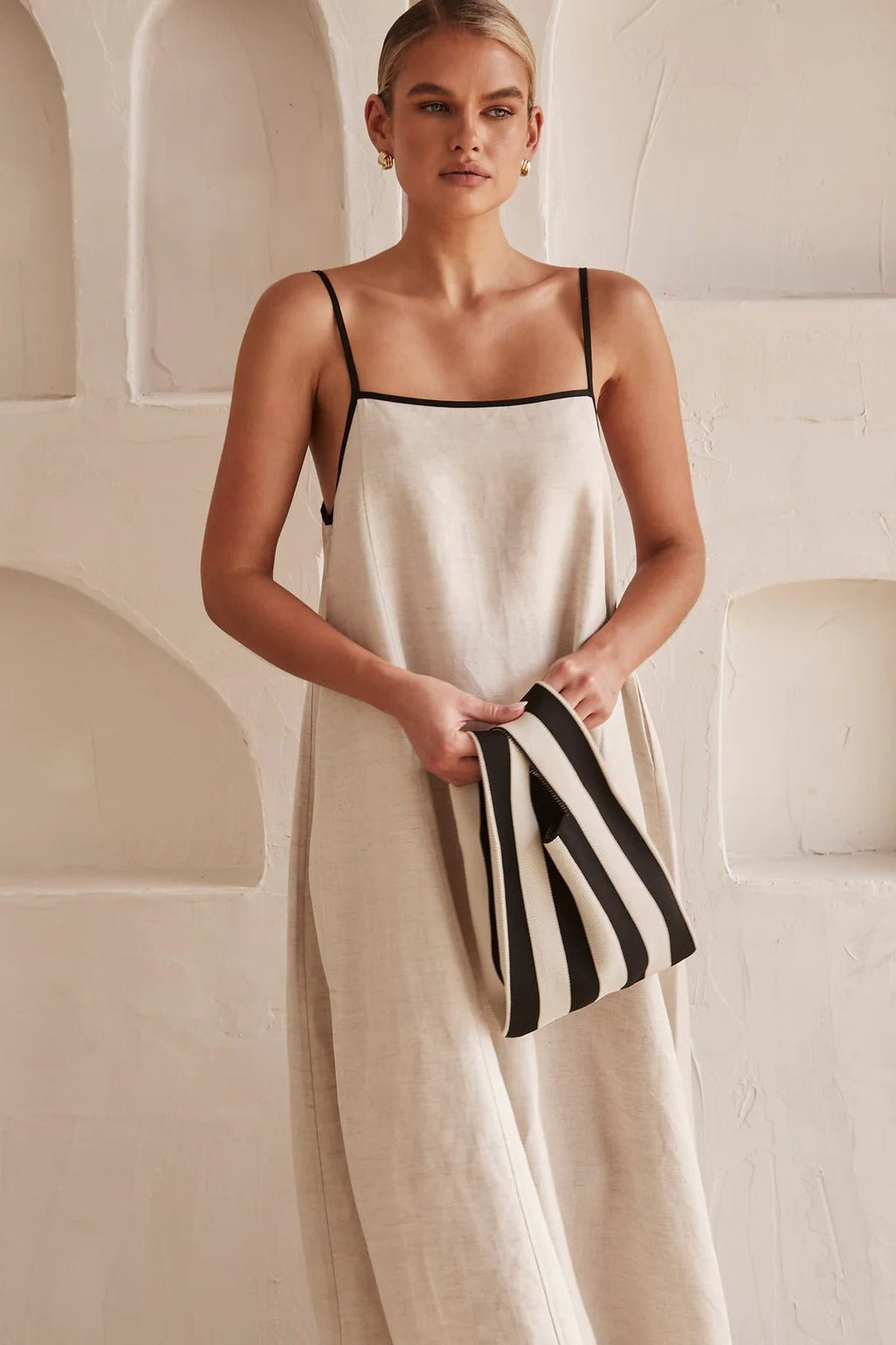 Linen Maxi Dress Adjustable Straps Contrast Trim Relaxed Fit