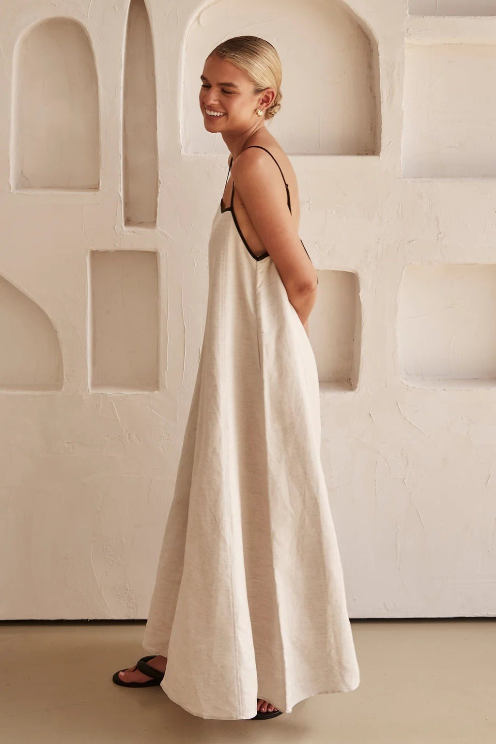 Linen Maxi Dress Adjustable Straps Contrast Trim Relaxed Fit