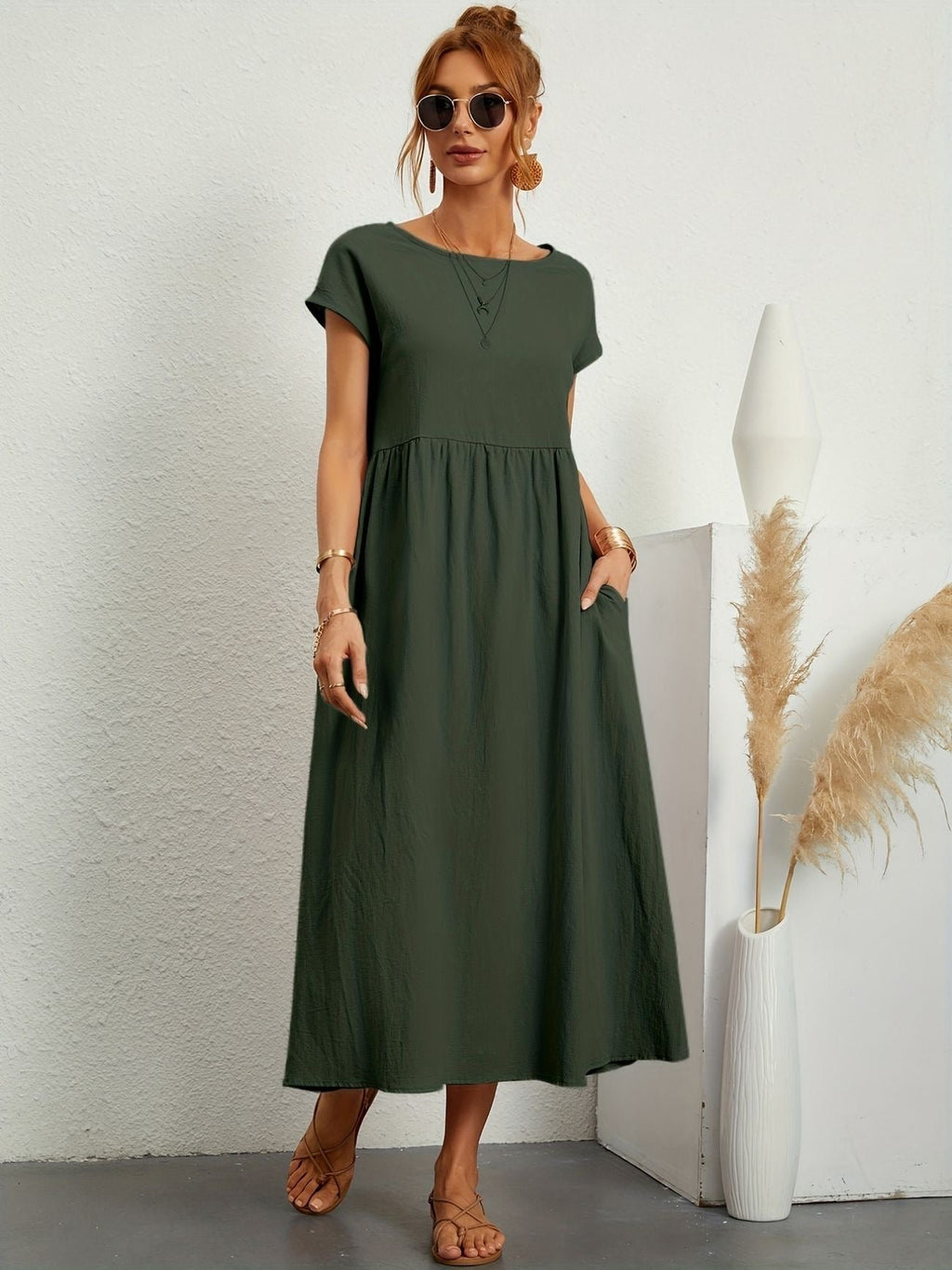 Midi Dress Short Sleeve Round Neck Side Pockets - Dark Green