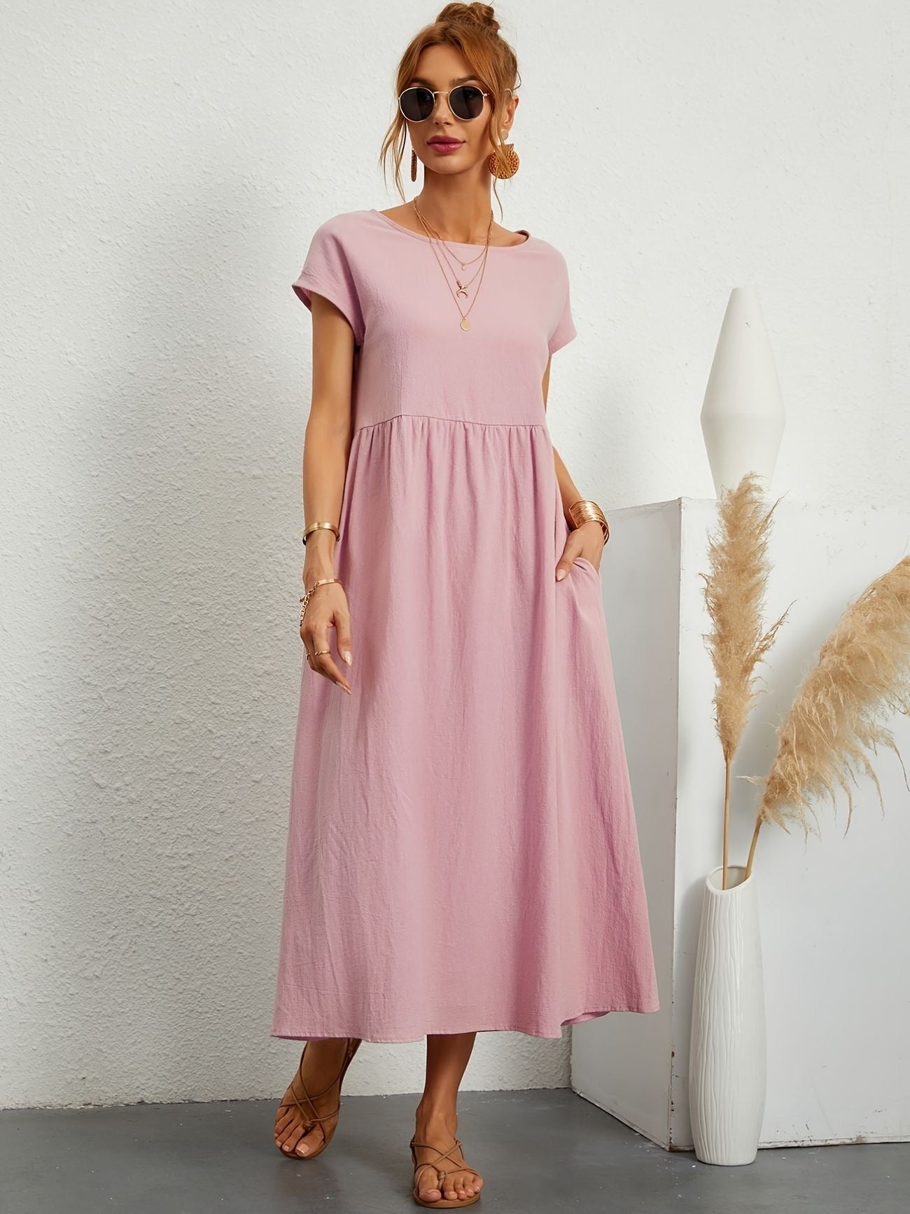 Midi Dress Short Sleeve Round Neck Side Pockets - Pink