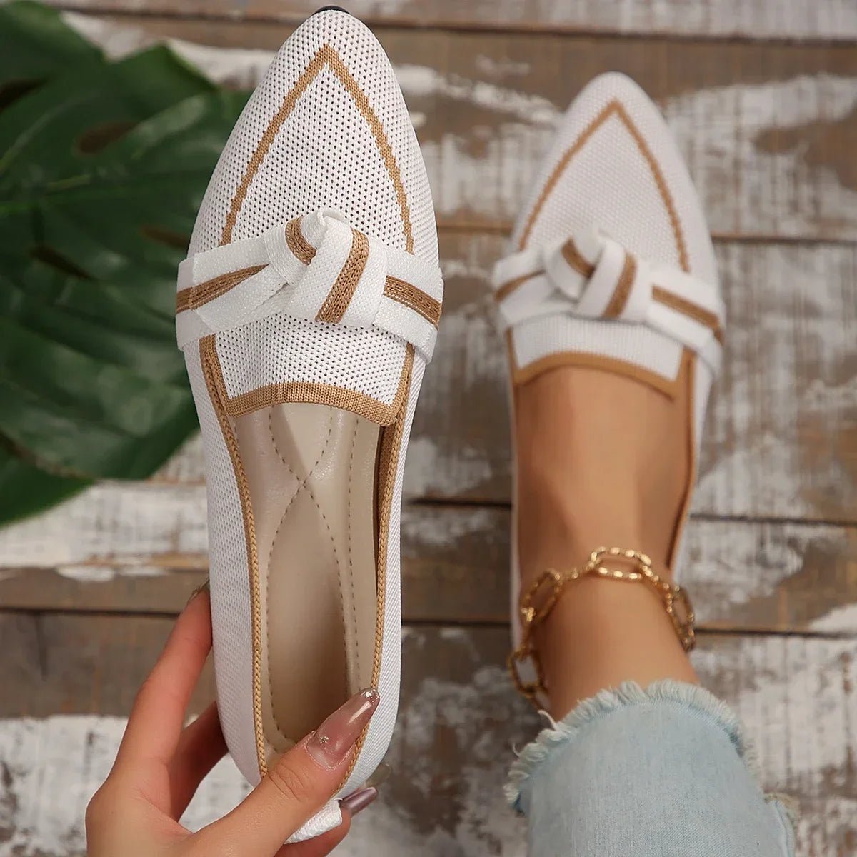Orthopedic Knit Flats Pointed Toe Lightweight Loafers - White