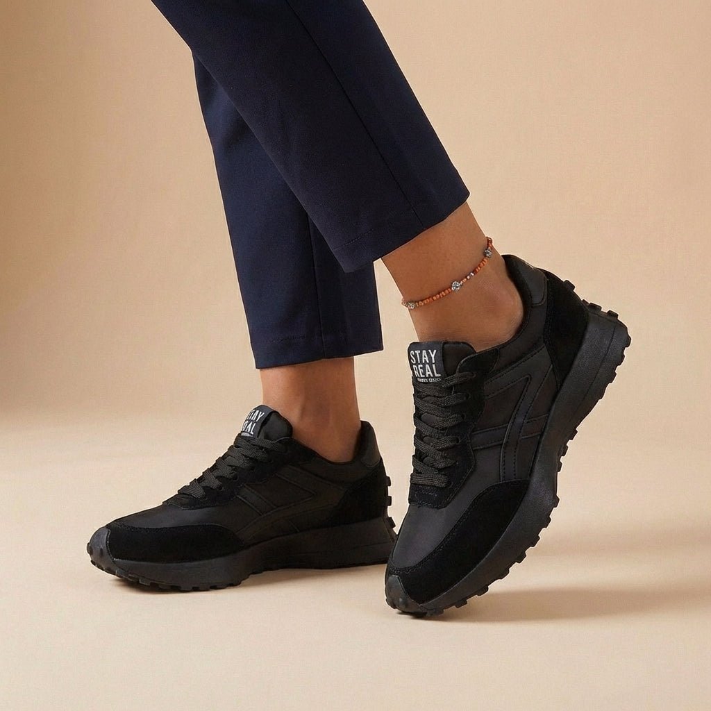 Orthopedic Sneakers Low-Top Contrast Panel Lace-Up - Black