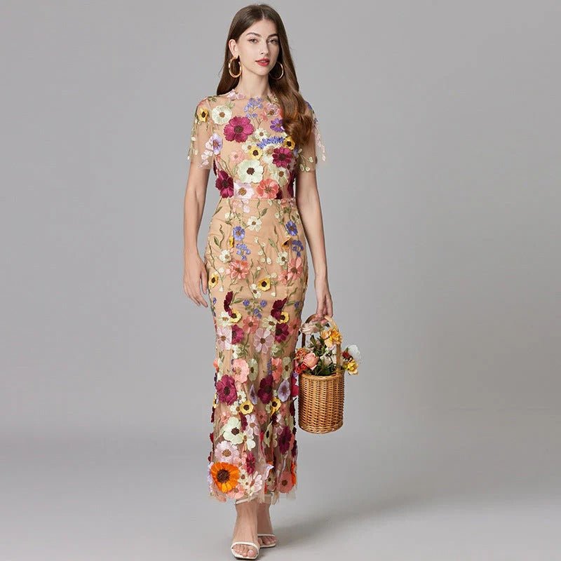 Women's 3D Floral Applique Sleeveless Maxi Dress - Beige