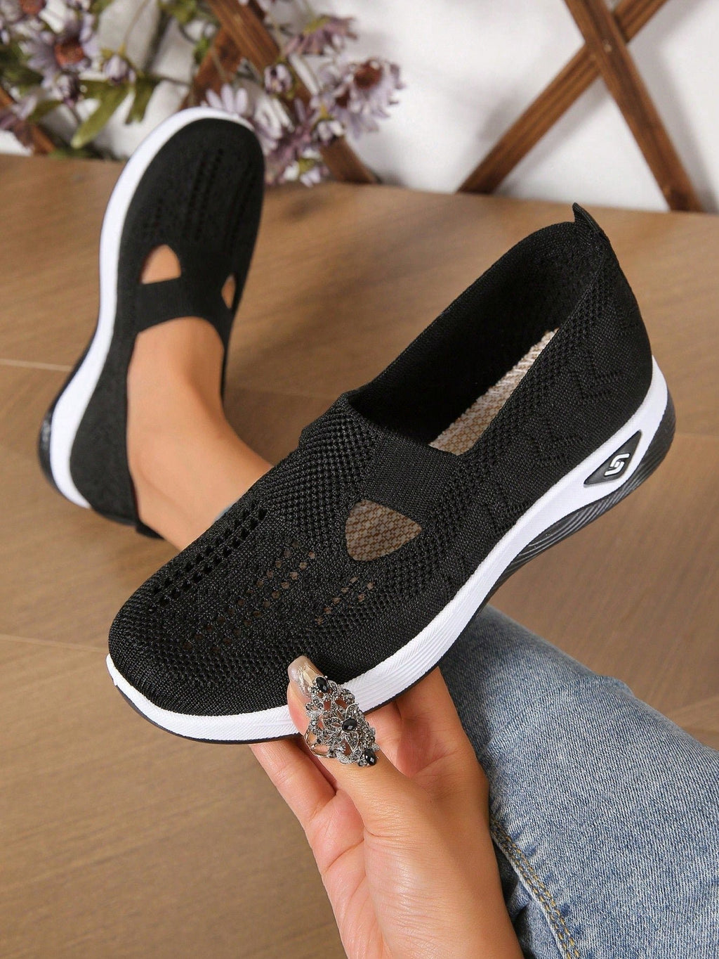 Women's Orthopedic Slip-On Sneakers Mesh Breathable - Black