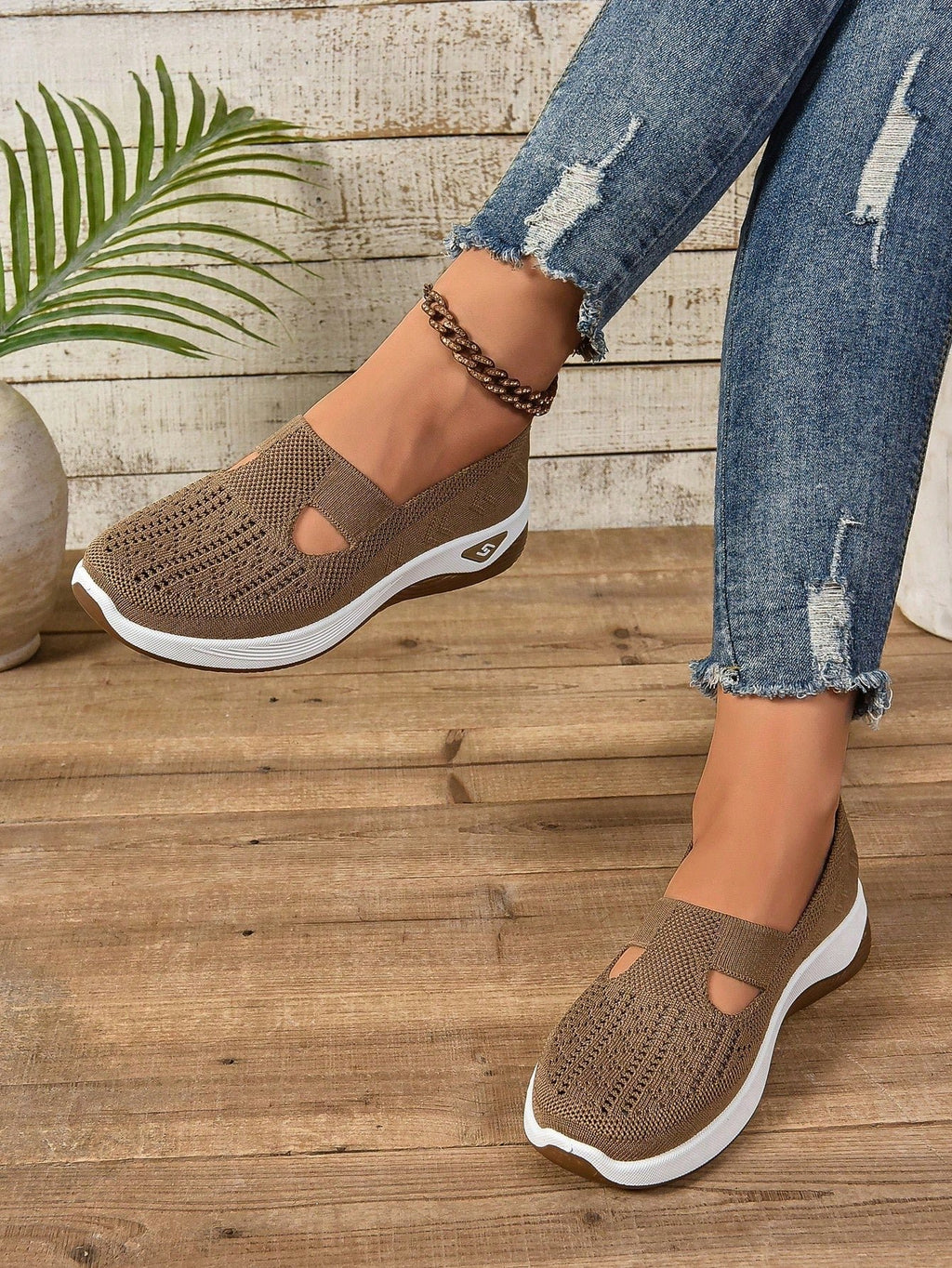 Women's Orthopedic Slip-On Sneakers Mesh Breathable - Brown