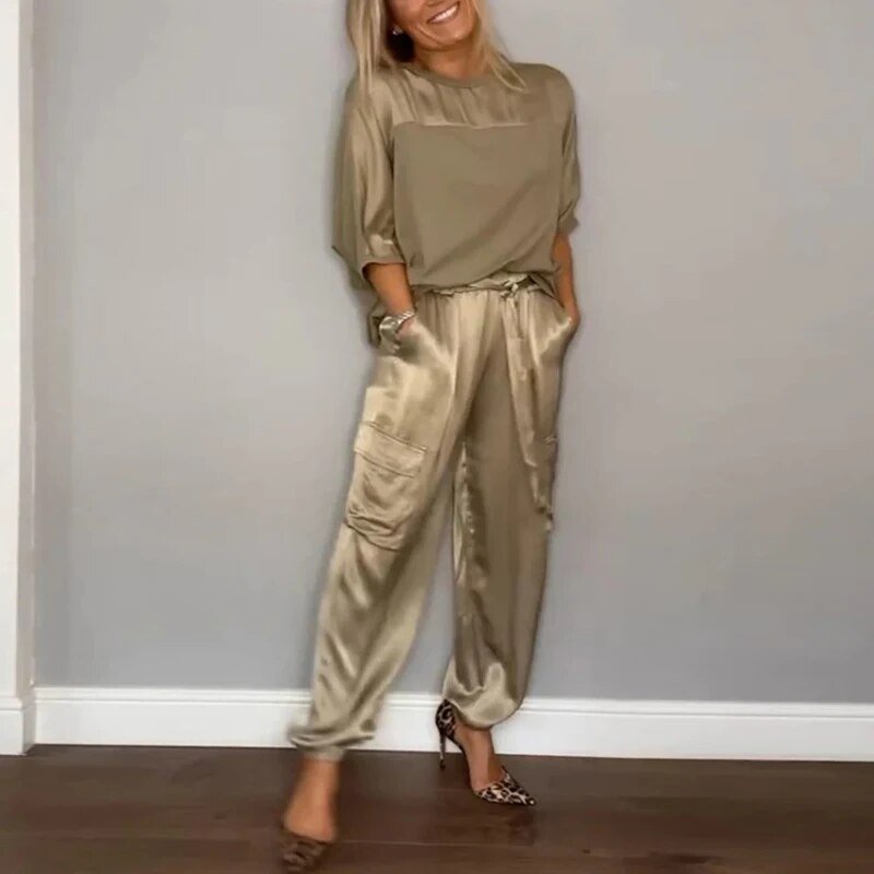 Women's Relaxed-Fit Drawstring Two-Piece Lounge Set - Gold