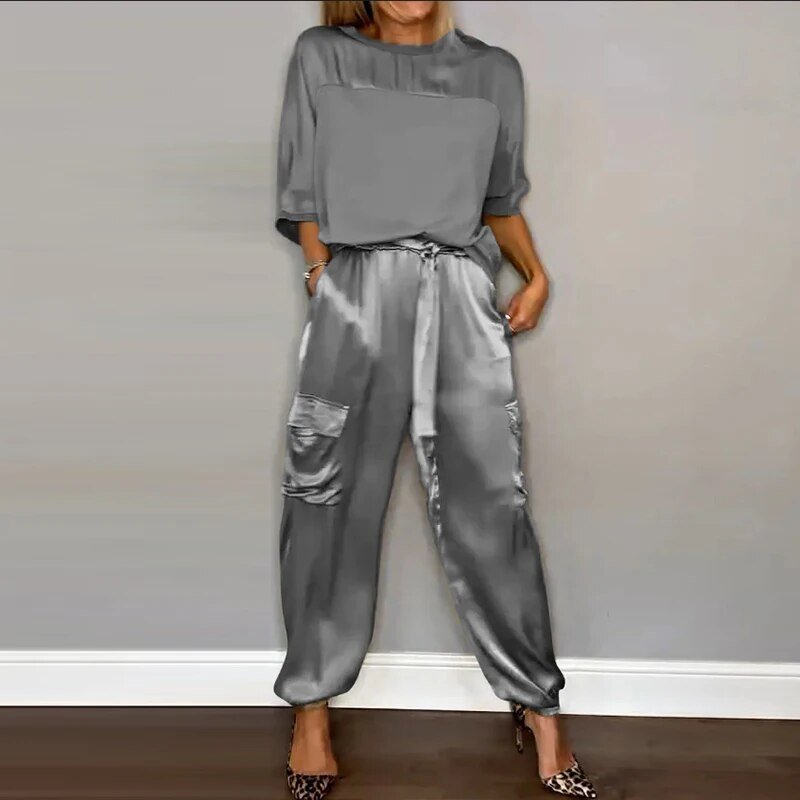 Women's Relaxed-Fit Drawstring Two-Piece Lounge Set - Grey