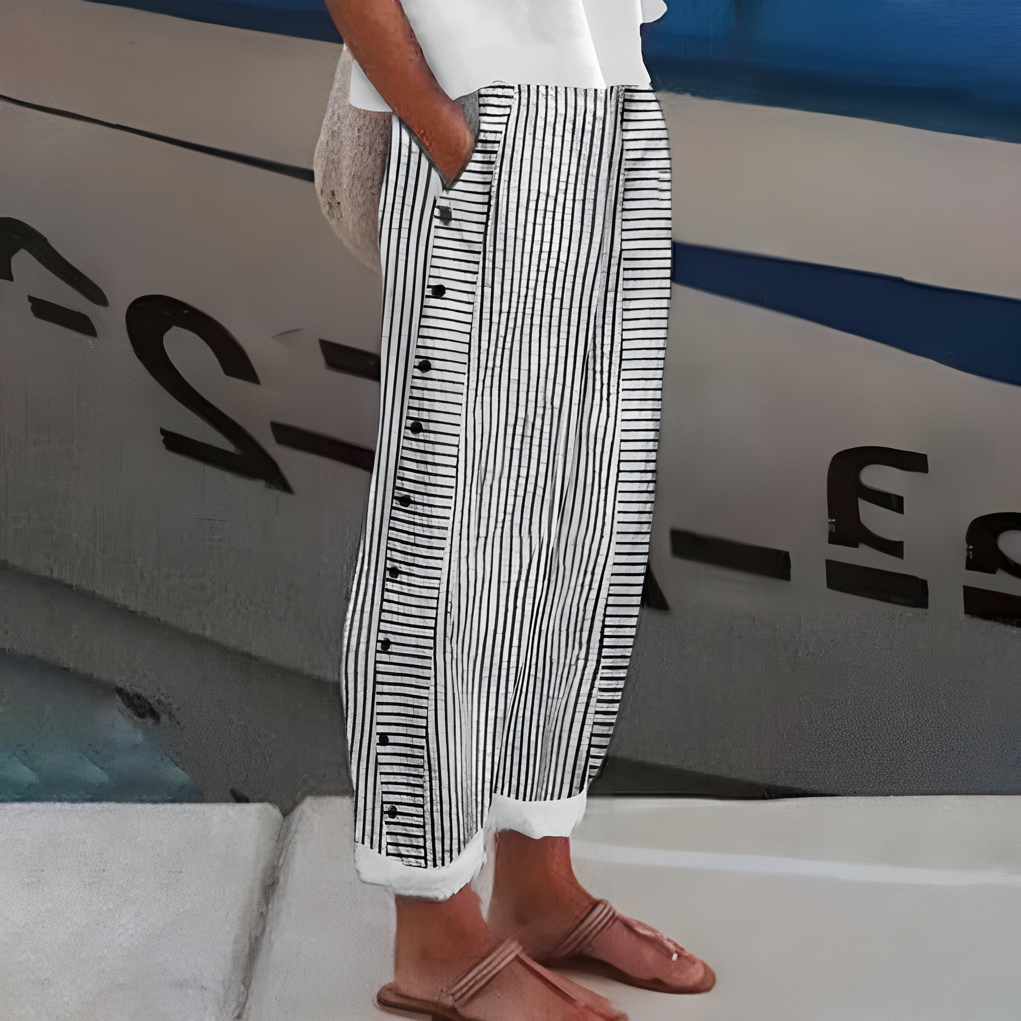 Women's Relaxed-Fit Elastic-Waist Striped Pants - Black