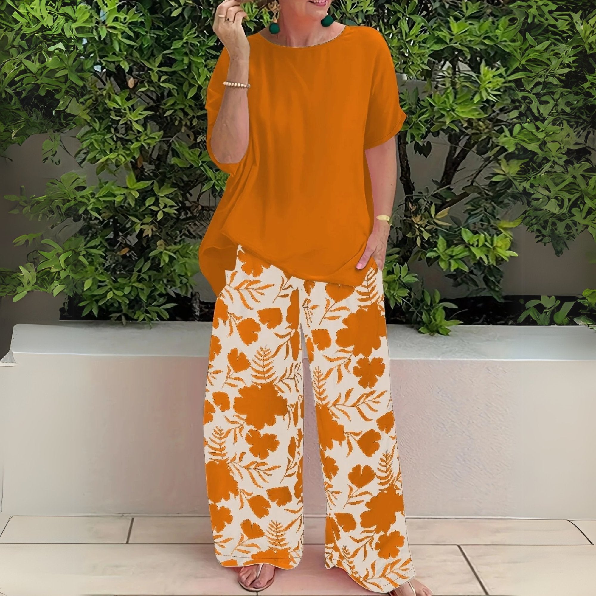 Women's Two-Piece Set Floral Wide-Leg Pants - Mandarin Orange