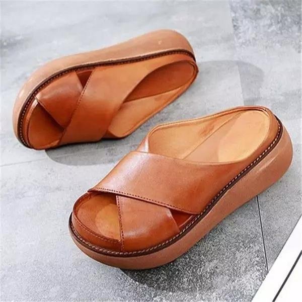 Women's X-Strap Cushioned Flat Sandals - Brown